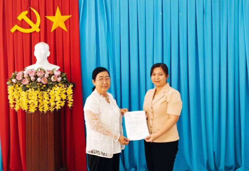 BAN LIÊN LẠC HƯU TRÍ PHƯỜNG BÌNH KHÁNH TRAO QUYẾT ĐỊNH PHÓ BAN