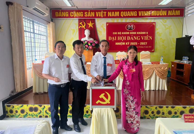 PHƯỜNG BÌNH KHÁNH CHI BỘ KHÓM BÌNH KHÁNH 1 VÀ KHÓM BÌNH KHÁNH  6 TỔ CHỨC ĐẠI HỘI CHI BỘ NHIỆM KỲ 2025 - 2027