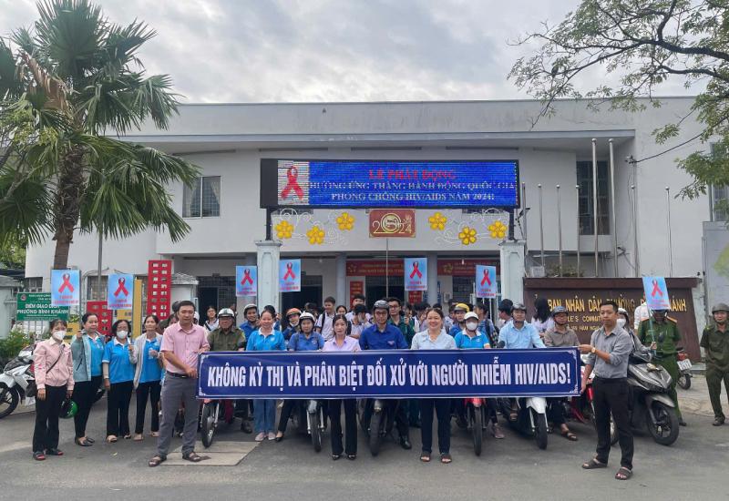 BÌNH KHÁNH- LỄ PHÁT ĐỘNG THÁNG HÀNH ĐỘNG PHÒNG, CHỐNG HIVAIDS NĂM 2024